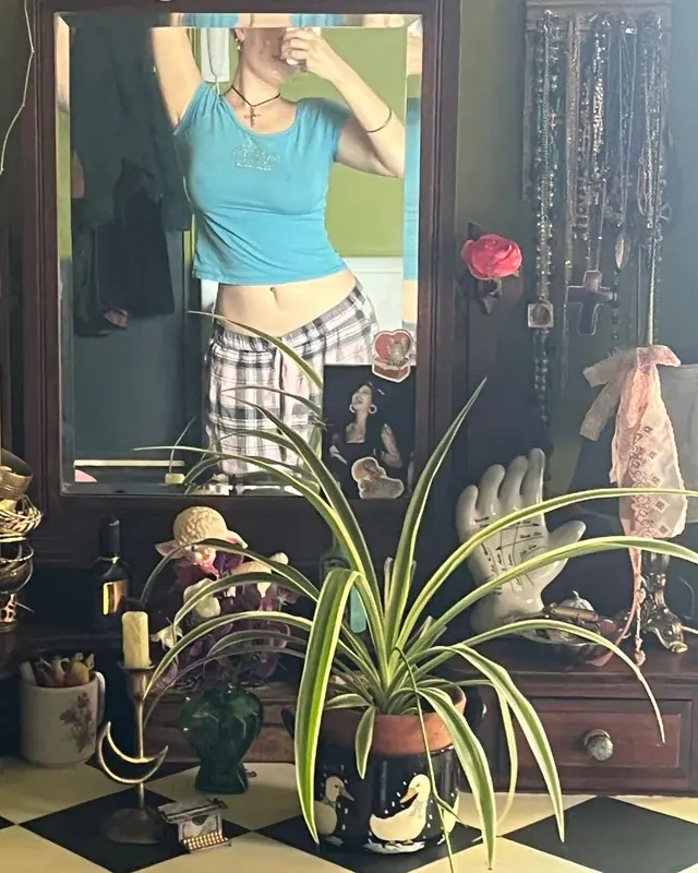 Sonia - Image 6